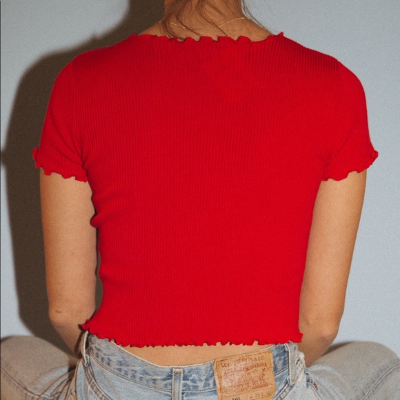 Brandy Melville red ribbed riane top NWT SZ SM - Picture 2 of 5